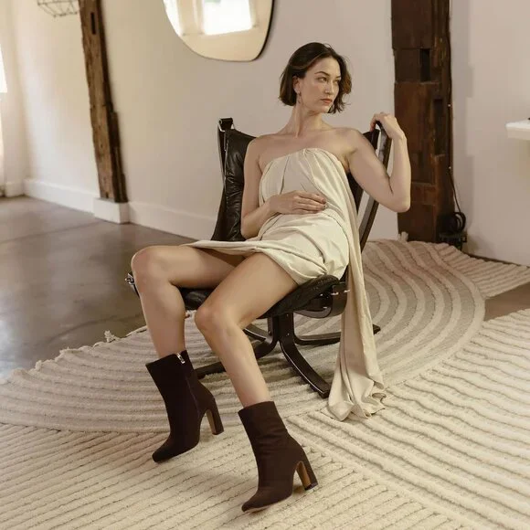 Women's Chocolate Suede Chunky Heel Square Toe Heeled Boots with Zipper Comfort - Picture 6 of 6